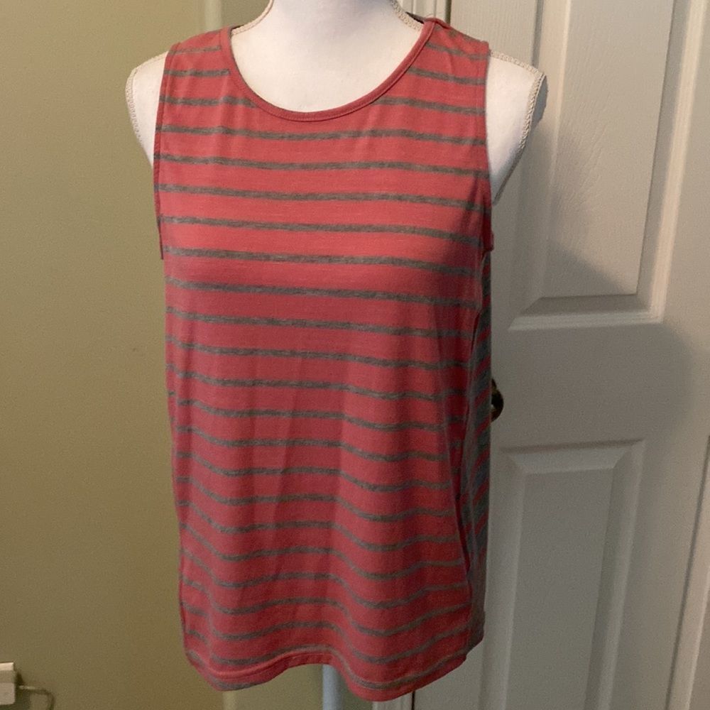 Thyme & Honey Pink and Grey Top M